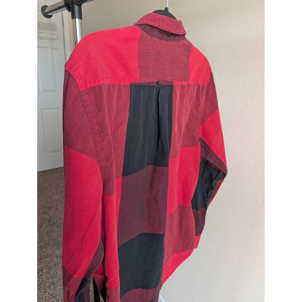 Hurley Mens Red Black Buffalo Plaid Long Sleeve Button Down Shirt Size L - Picture 2 of 5